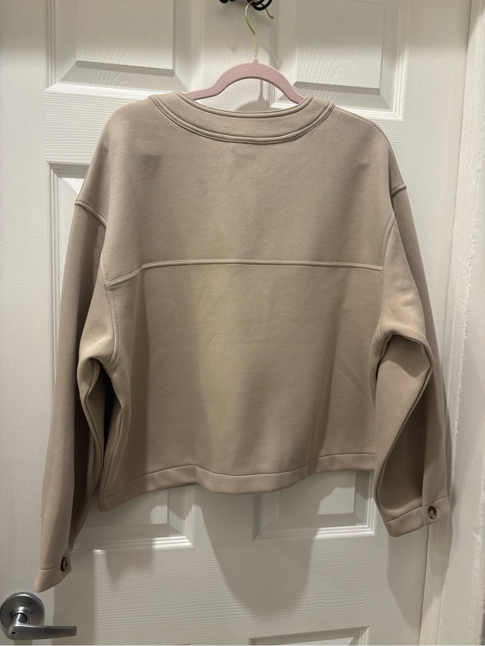 Banana Republic Scuba Split-Neck Sweatshirt Taupe Beige Size M Oversized - Picture 9 of 10
